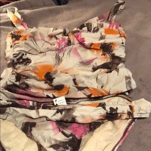 Tankini stunning color blend looks GREAT on